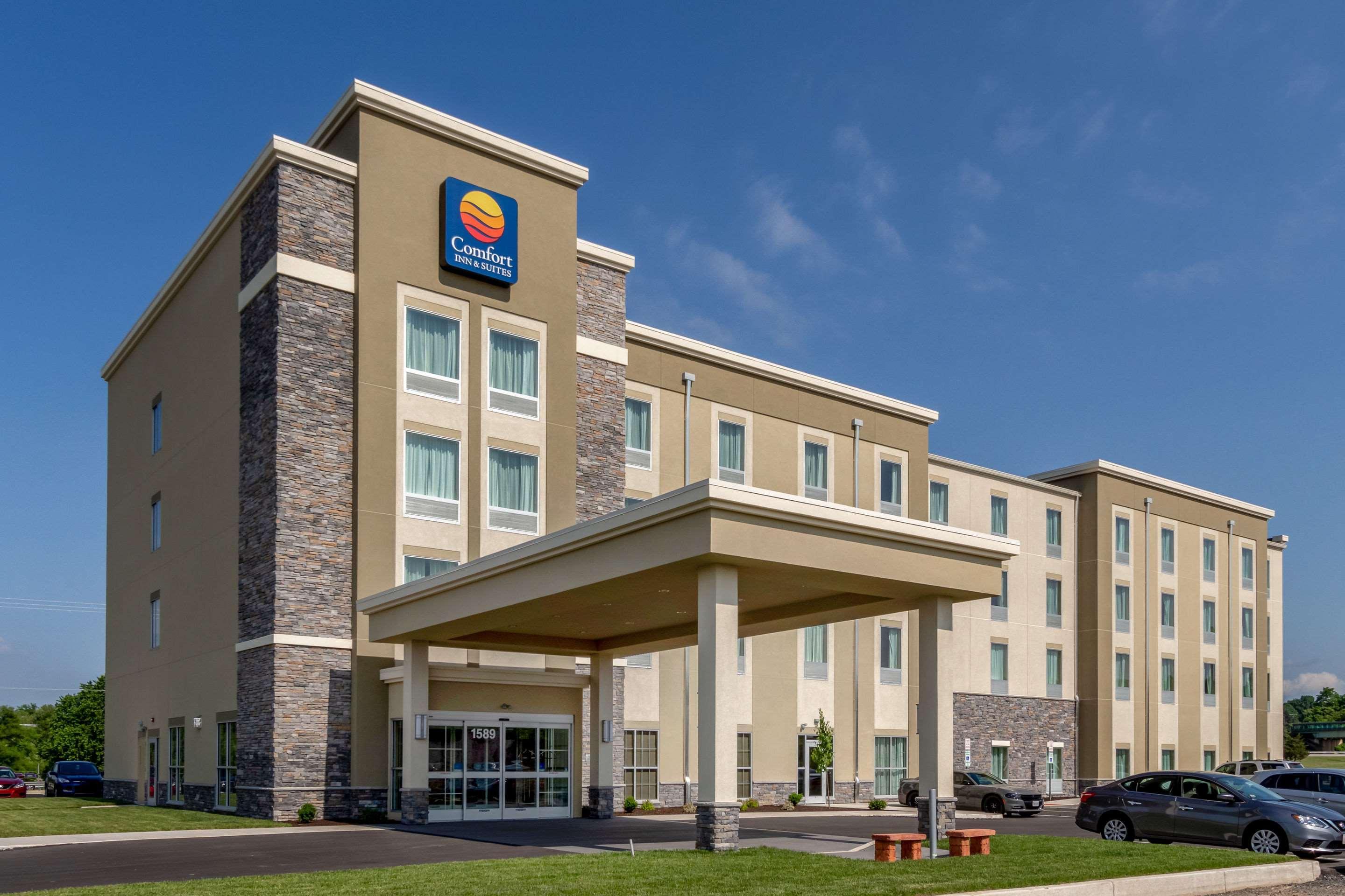 Comfort Inn & Suites - Harrisburg Airport - Hershey South Middletown  Экстерьер фото