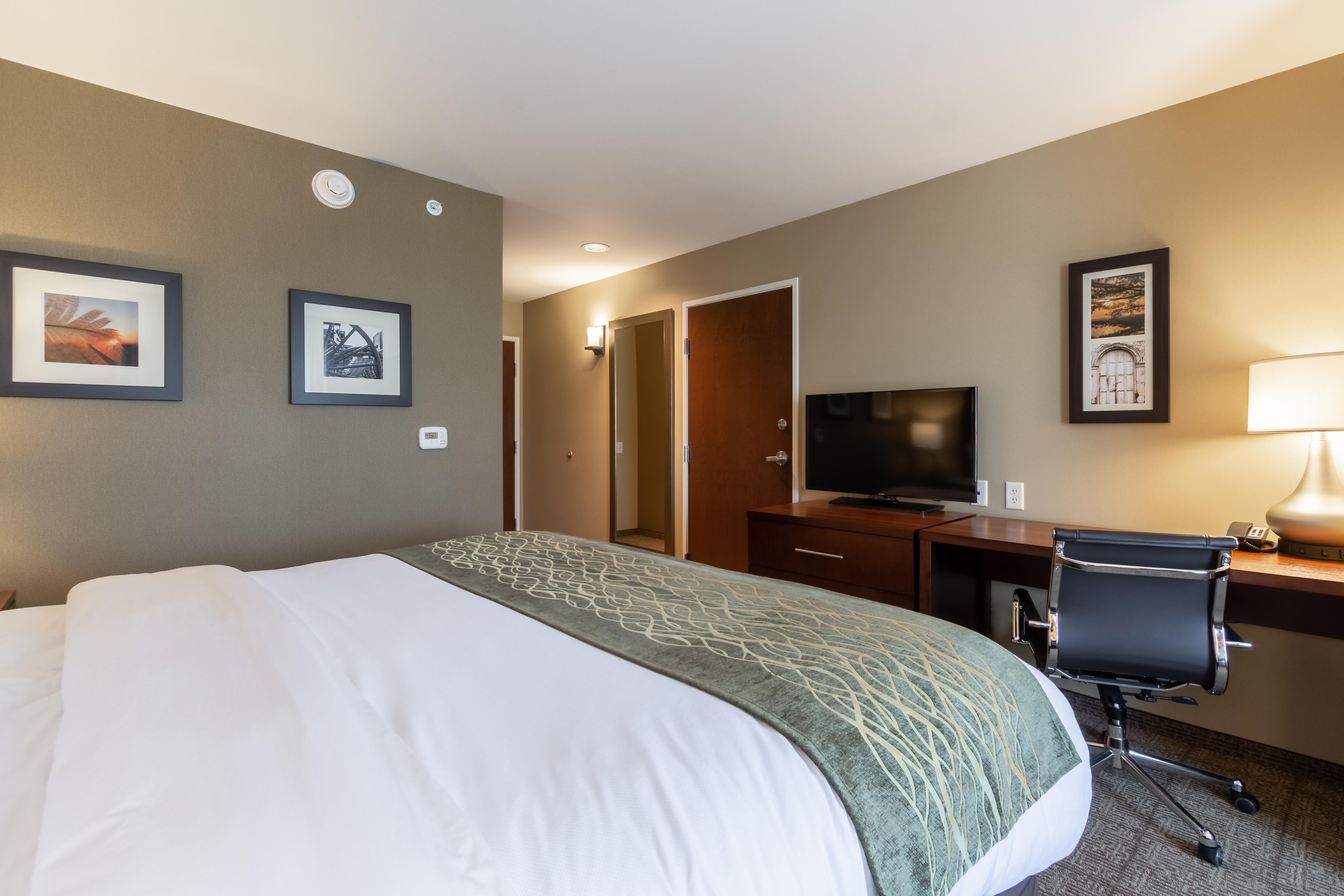 Comfort Inn & Suites - Harrisburg Airport - Hershey South Middletown  Экстерьер фото